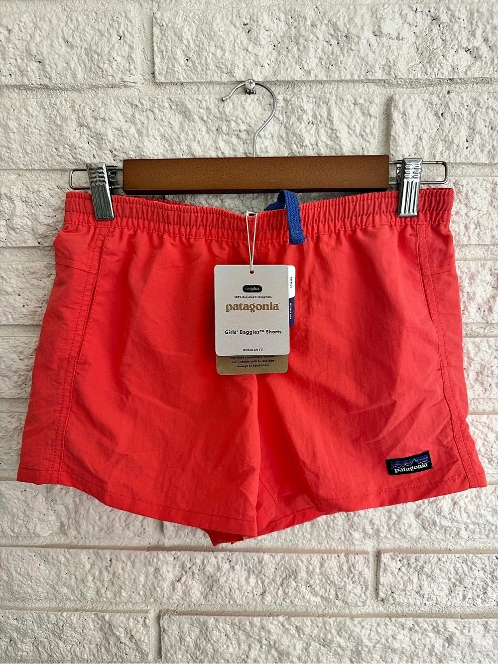 Patagonia Girls' Baggies Shorts Coral Girls XL NWT